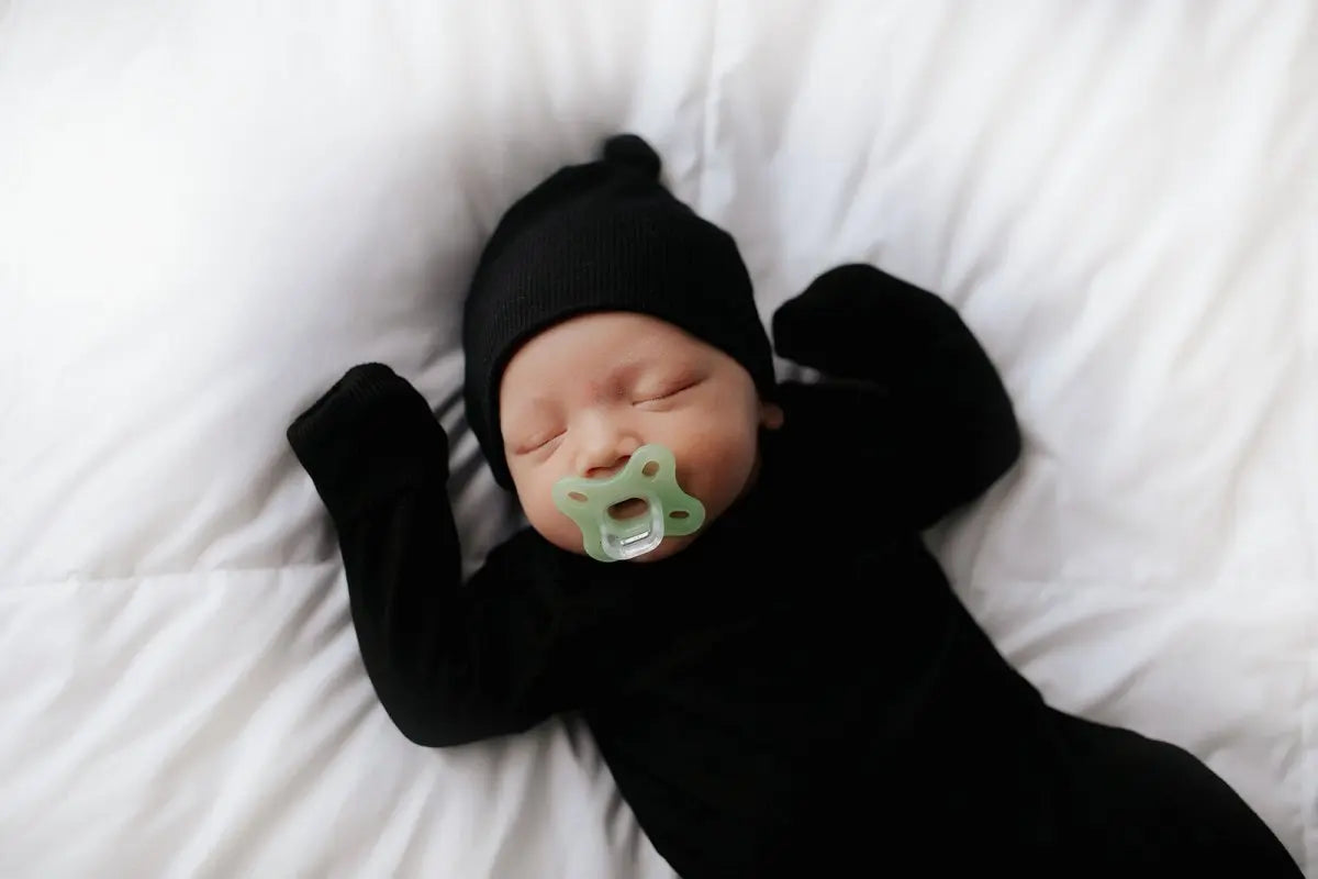 Three Little Tots Black Ribbed Knotted Baby Gown - 