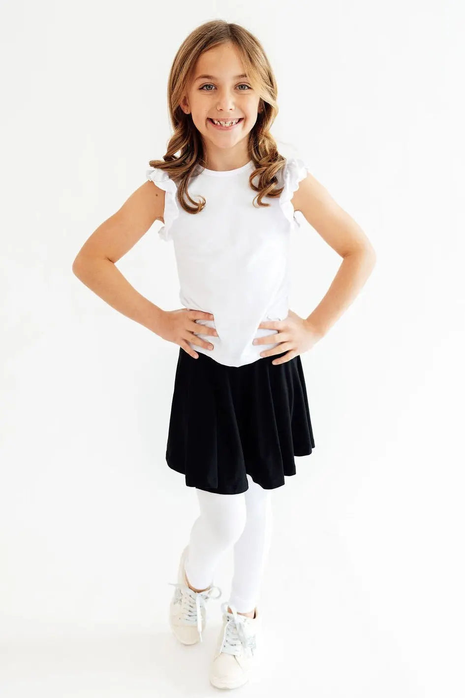Mila & Rose ® Black & White Twirl Skegging - 
