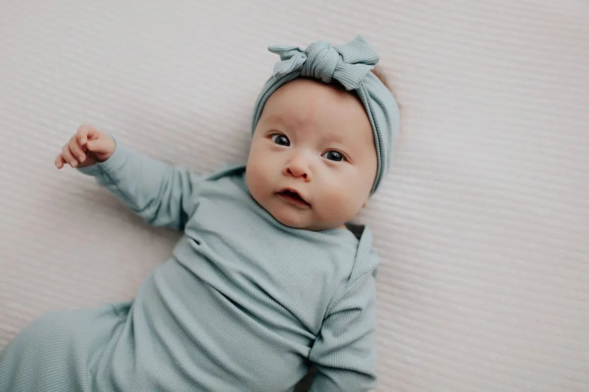 Three Little Tots Blue Bird Ribbed Knotted Newborn Gown - 