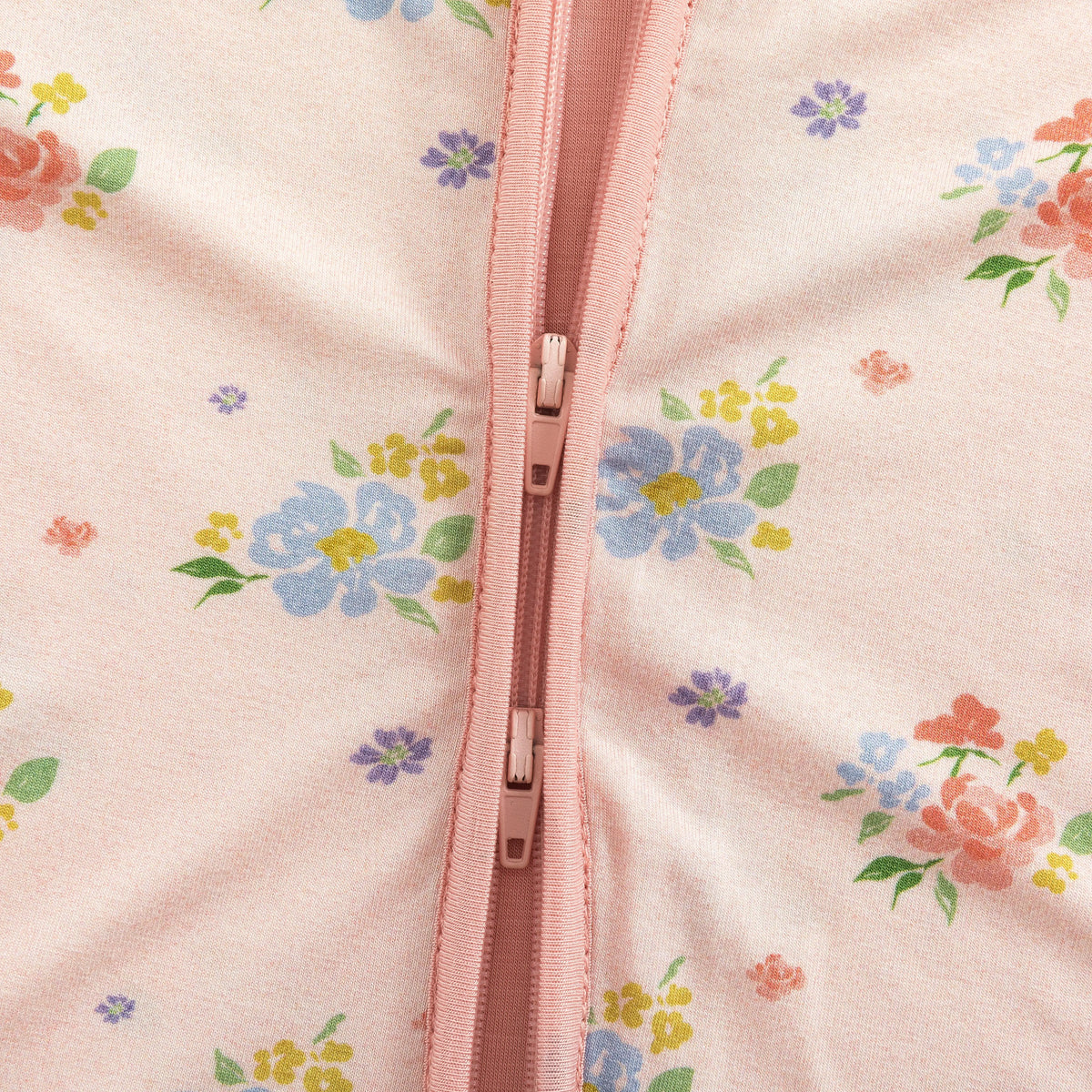 Dreamlet Blush Bloom (Convertible Zip Footies) - 