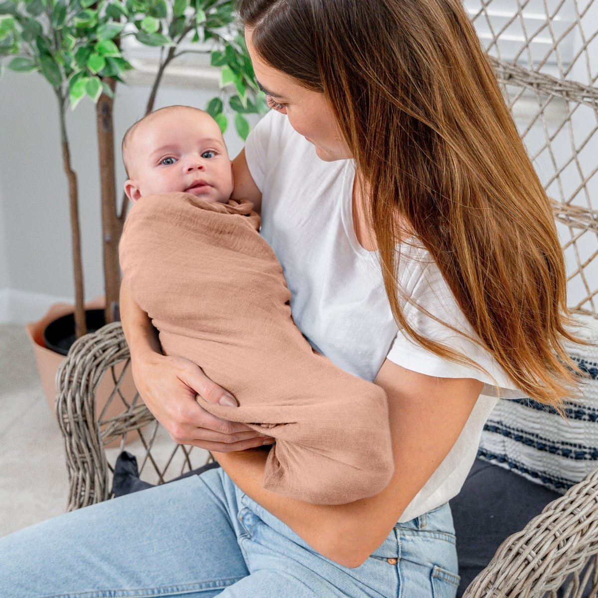 Comfy Cubs Breathable Cedar Muslin Swaddle Blanket 1 Pack For Babies - Everetts Place Boutique - 