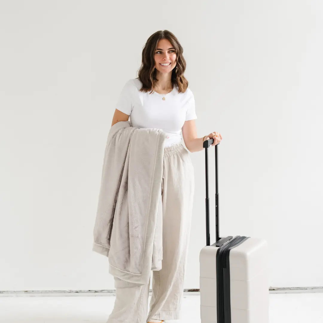 Buttery Soft Lush XL Blanket For All Ages Cozy Warmth Saranoni Everetts Place Boutique