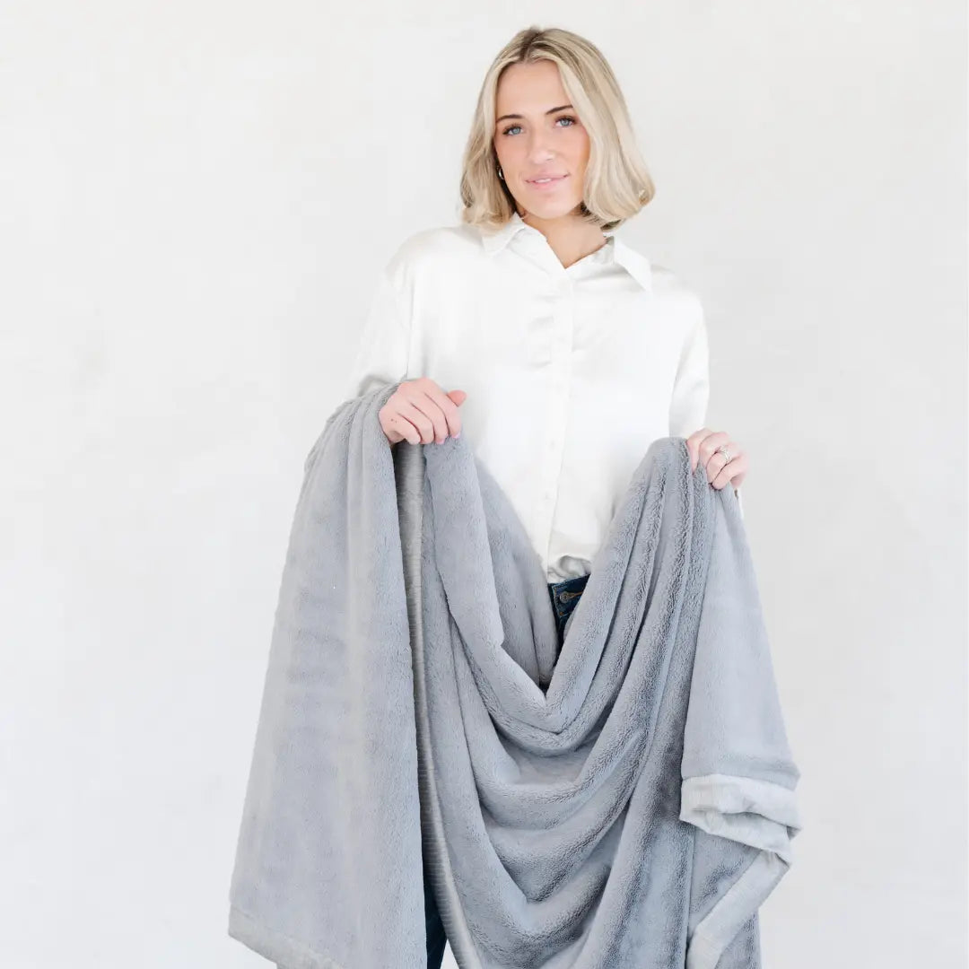 Buttery Soft Lush XL Blanket For All Ages Cozy Warmth Saranoni Everetts Place Boutique