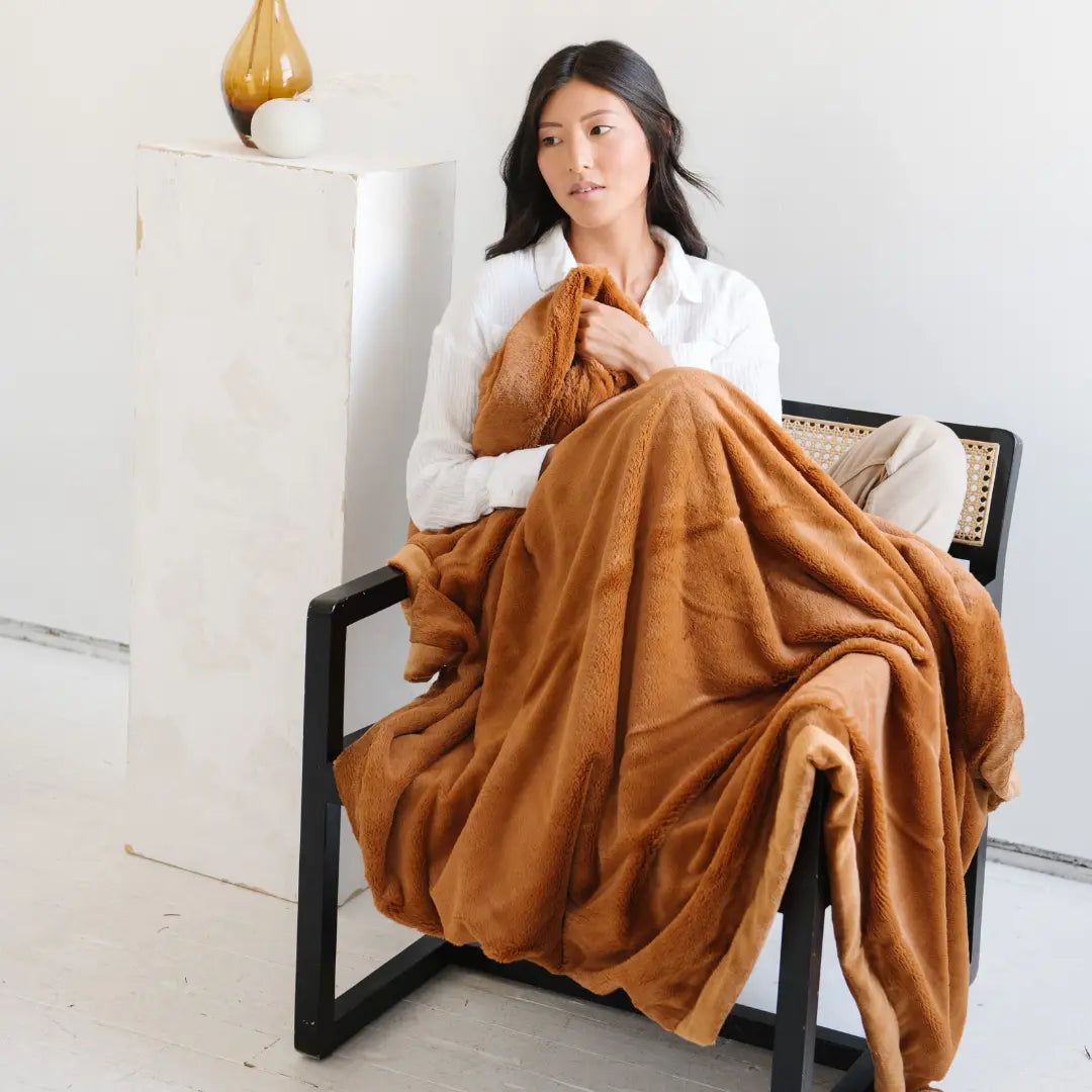 Buttery Soft Lush XL Blanket For All Ages Cozy Warmth Saranoni Everetts Place Boutique