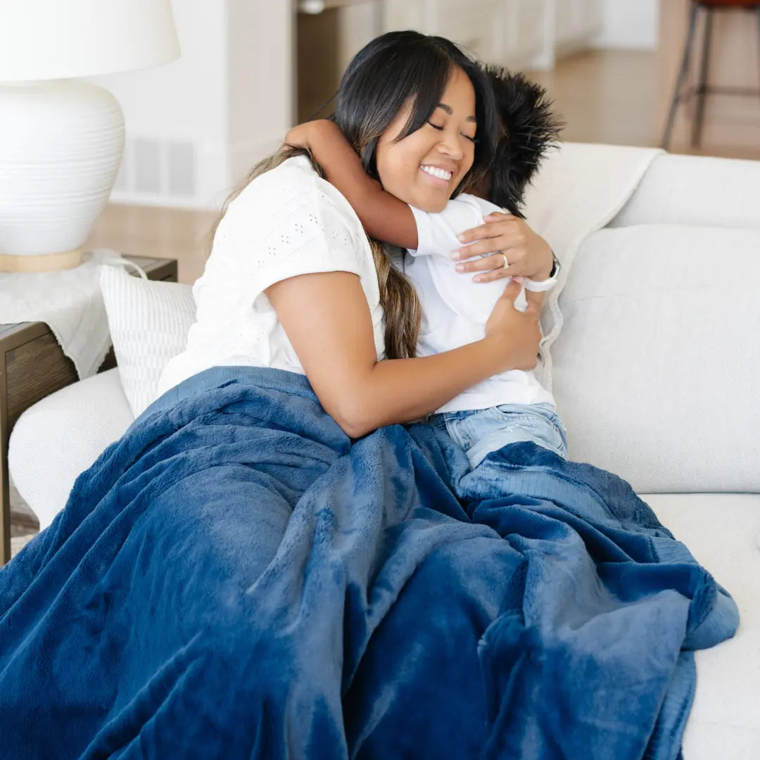 Buttery Soft Lush XL Blanket For All Ages Cozy Warmth Saranoni Everetts Place Boutique