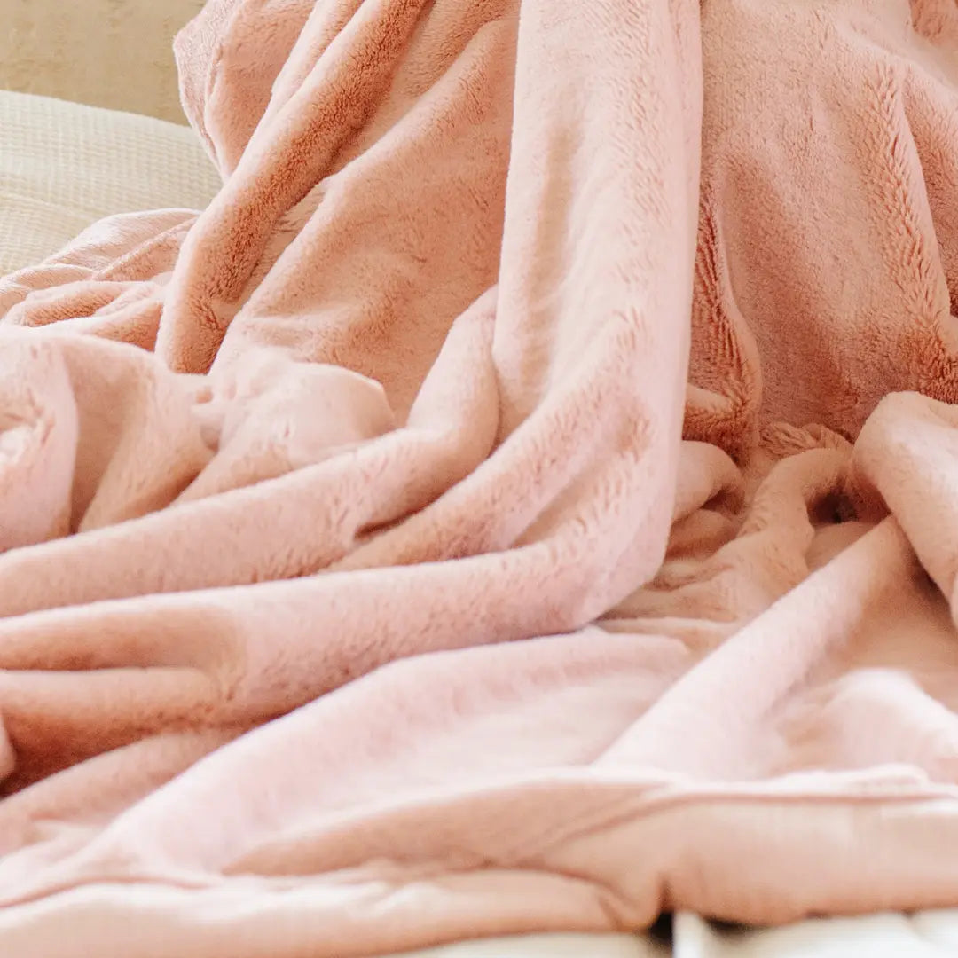 Buttery Soft Lush XL Blanket For All Ages Cozy Warmth Saranoni Everetts Place Boutique