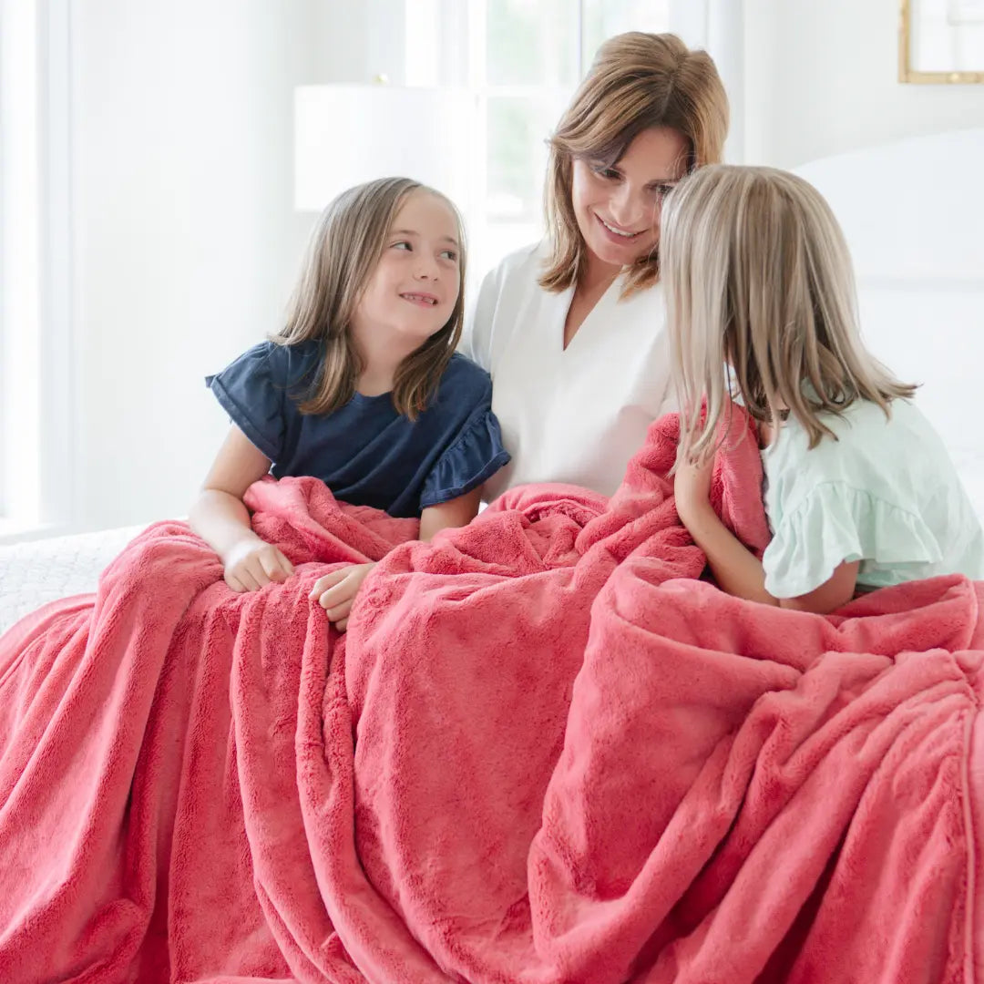 Buttery Soft Lush XL Blanket For All Ages Cozy Warmth Saranoni Everetts Place Boutique