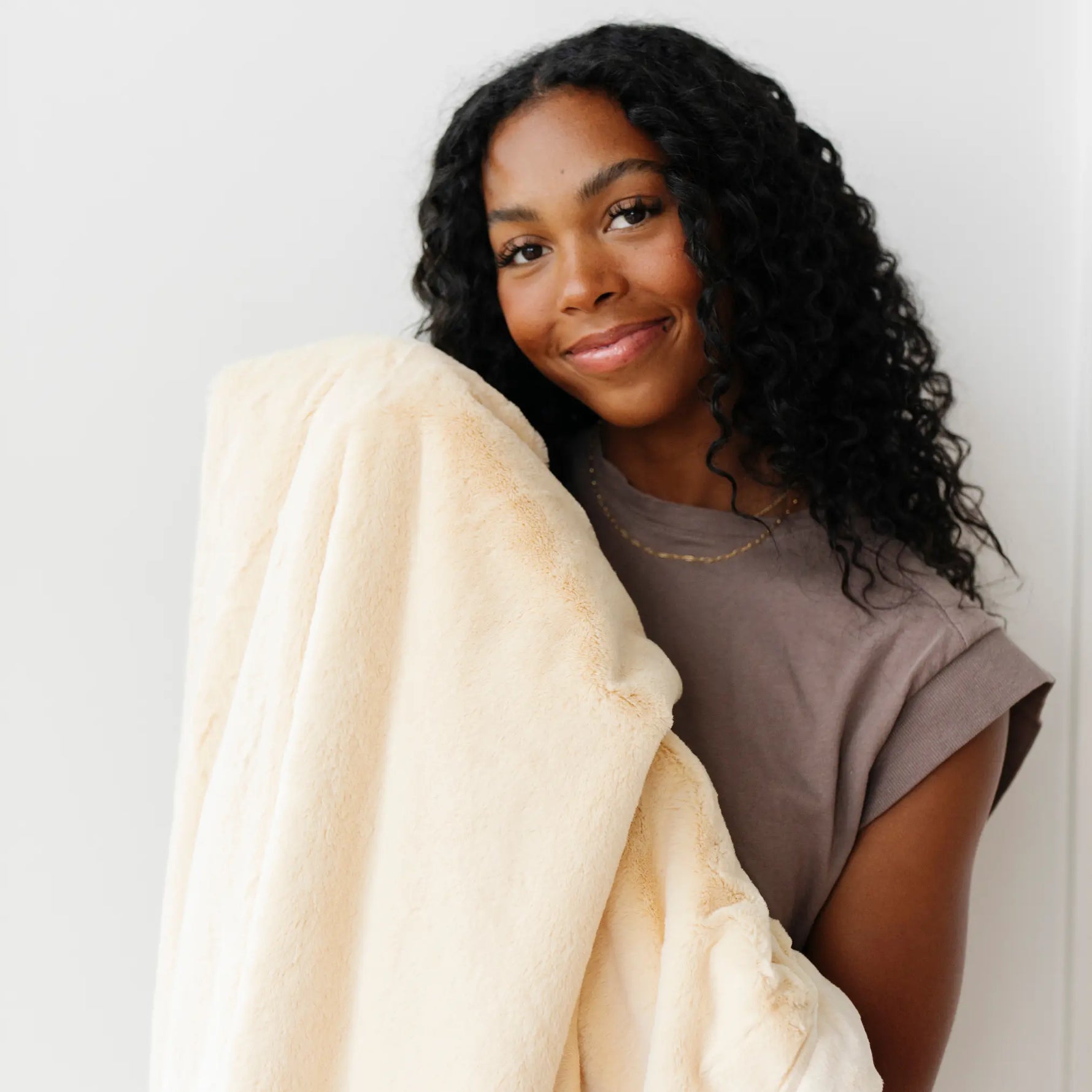 Buttery Soft Lush XL Blanket For All Ages Cozy Warmth Saranoni Everetts Place Boutique 169.00
