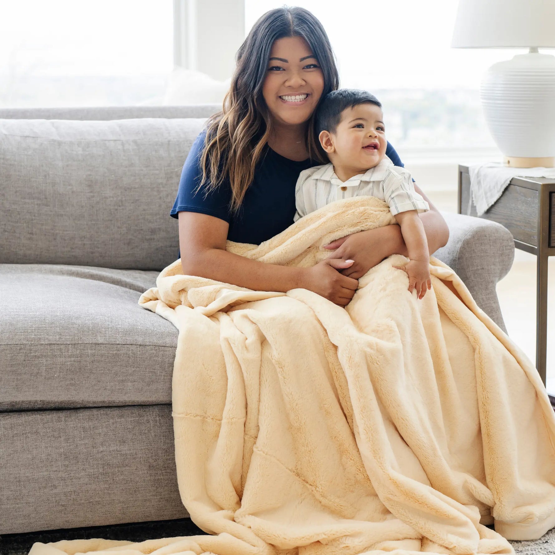 Buttery Soft Lush XL Blanket For All Ages Cozy Warmth Saranoni Everetts Place Boutique