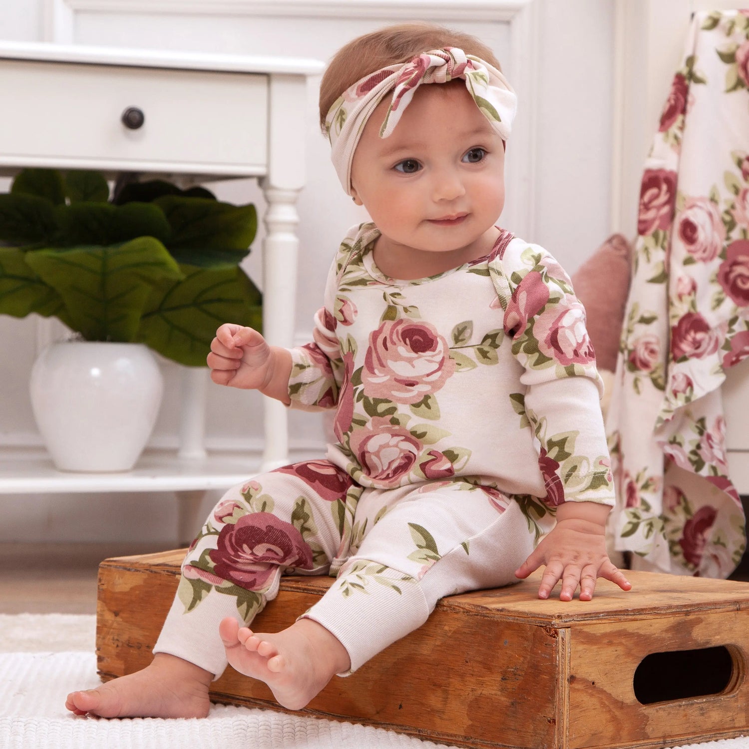 Cabbage Rose Cotton Romper For Baby With Snap Closures Tesa Babe 