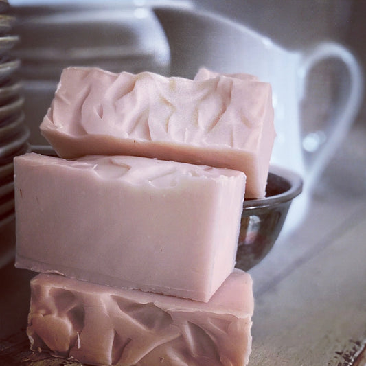 Capri Organic Handmade Soap Grapefruit Lavender Aromatic Sweet Harvest Farms Everetts Place: Online Boutique
