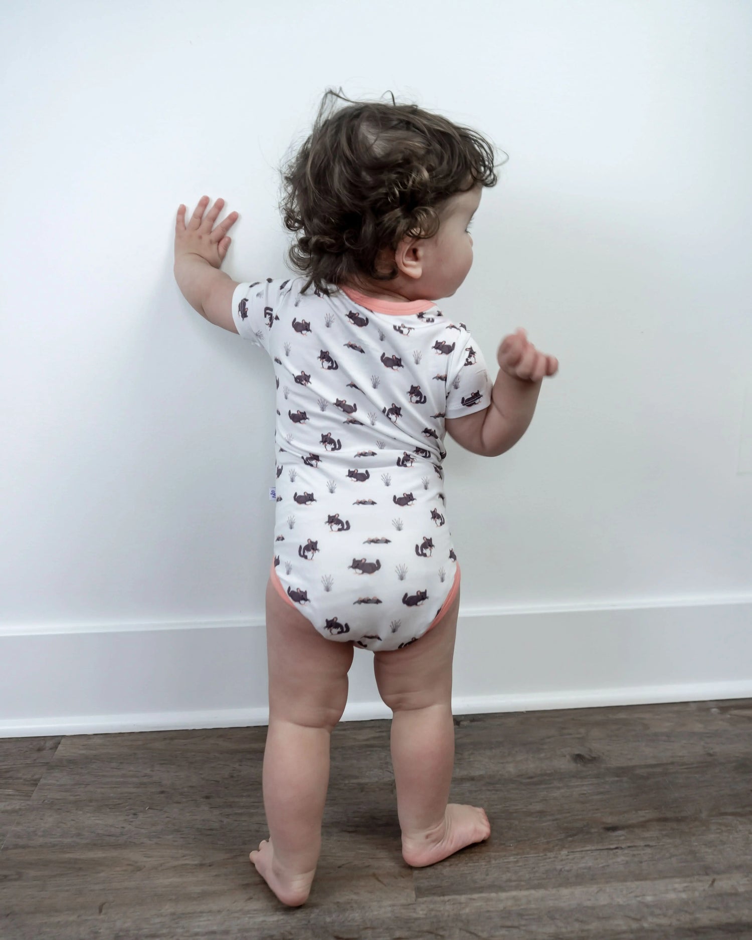 Bubble Baby Chinchilla | Short Sleeve Bodysuit - 
