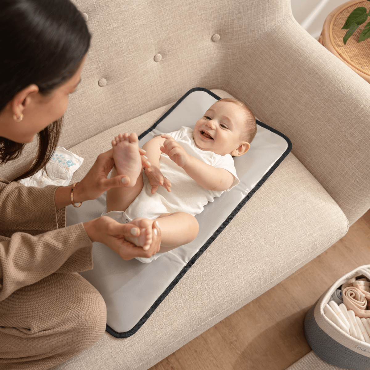 Comfy Cubs Comfy Cubs Compact Changing Pad Solid Grey For Travel - Everetts Place Boutique - 