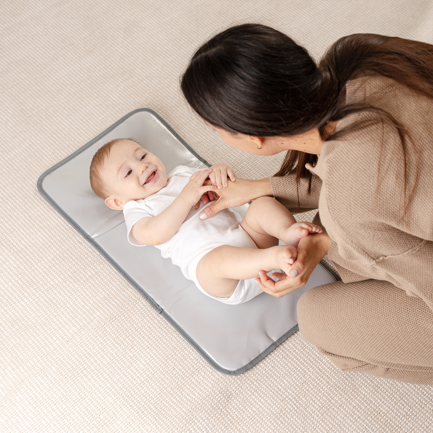 Compact Changing Pad Earth Green for On The Go Parents Comfy Cubs Everetts Place: Online Boutique