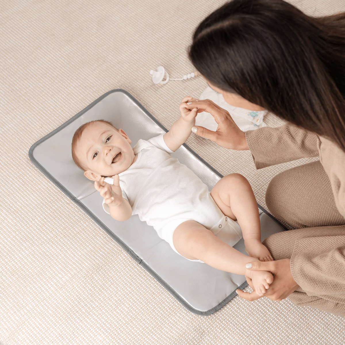 Comfy Cubs Compact Grey Pattern Changing Pad For Travel And On The Go - Everetts Place Boutique - 