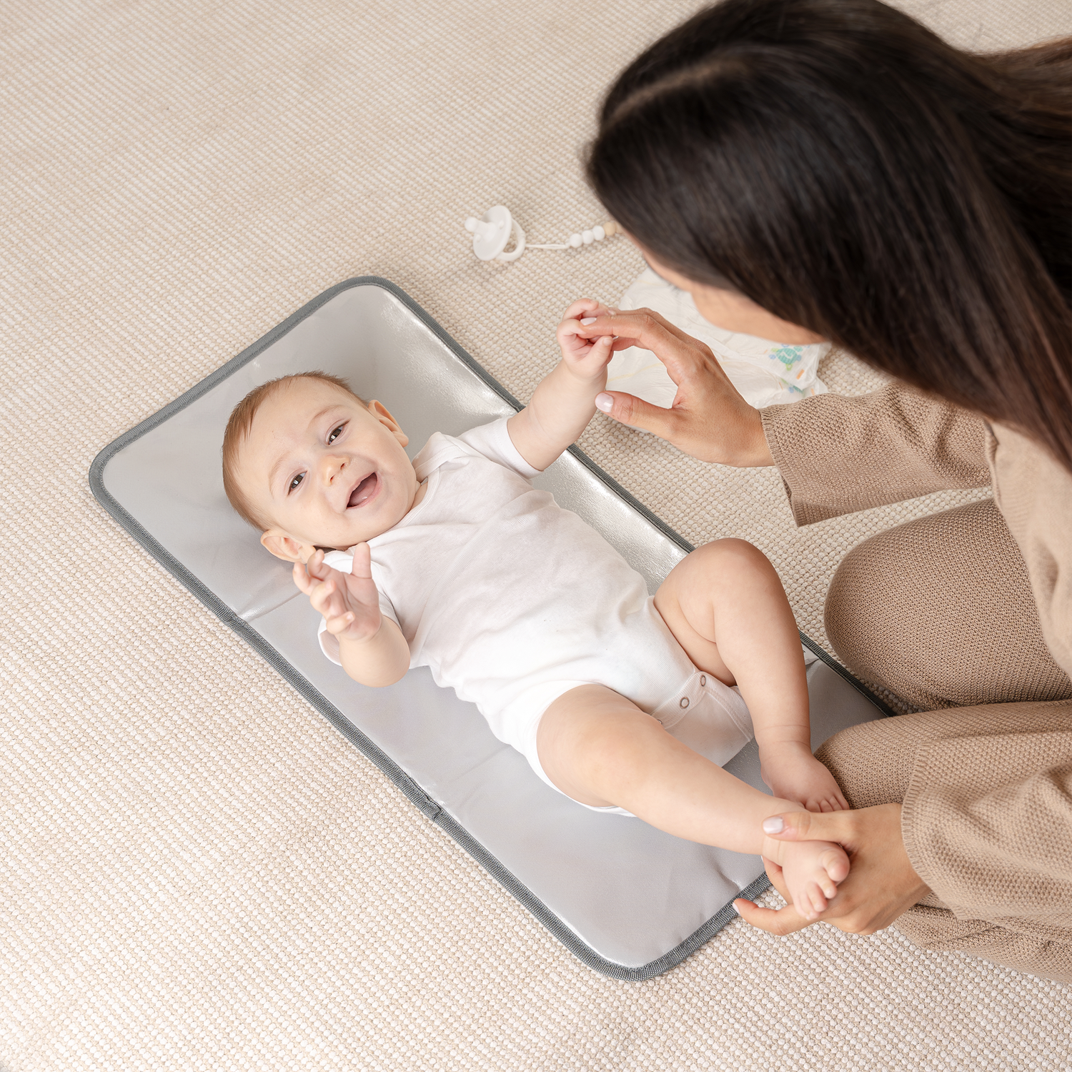 Compact Grey Pattern Changing Pad For Travel And On The Go Comfy Cubs Everetts Place: Online Boutique