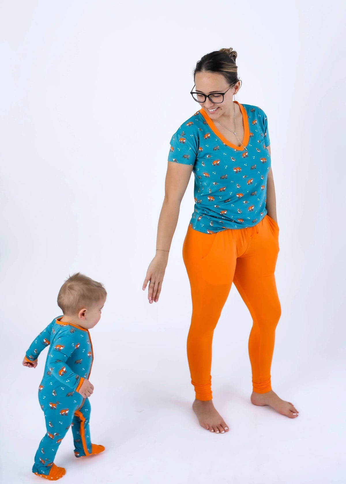 Bubble Baby Critters | Short Sleeve Adult V Neck - 