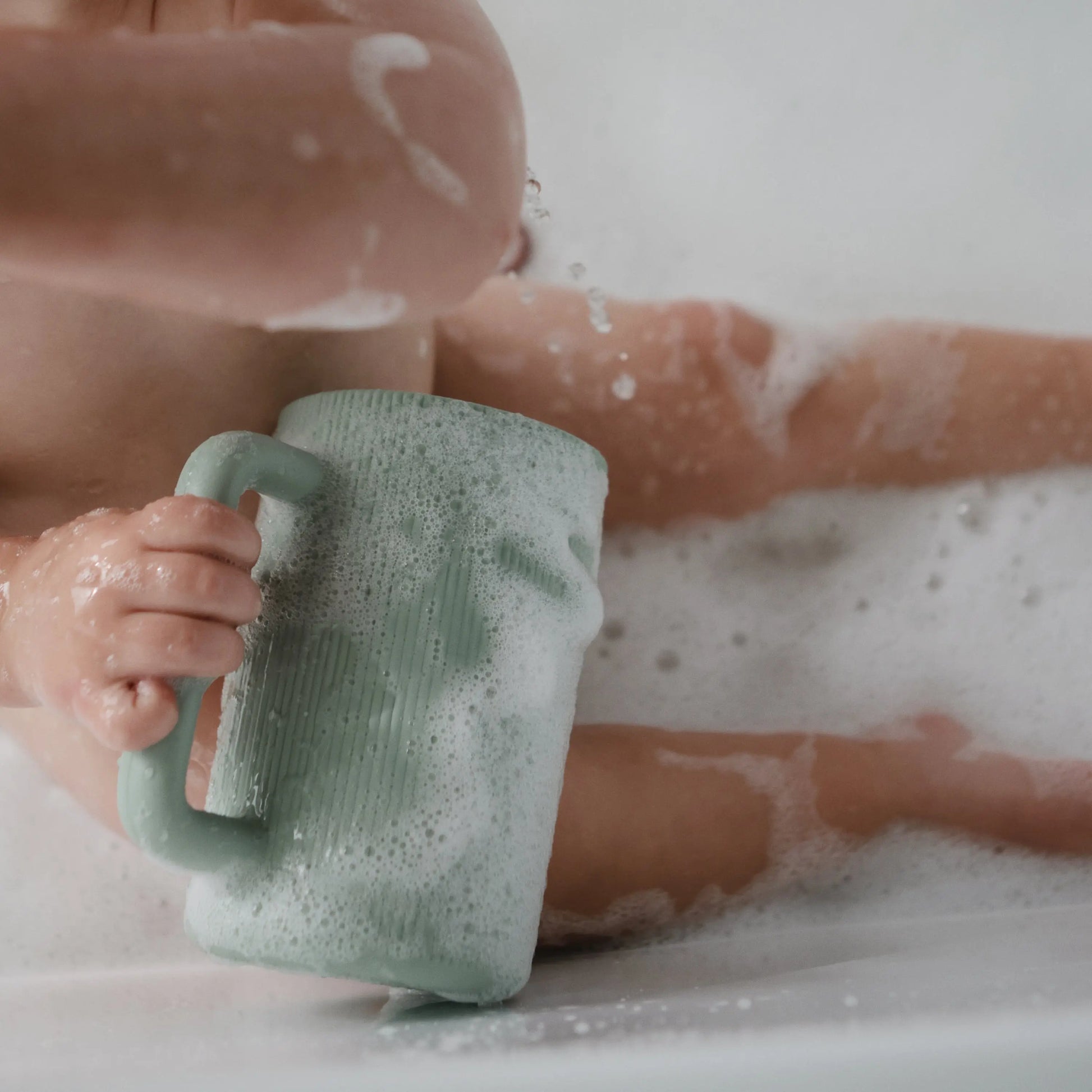 Bath Rinse Cup for Kids with Textured Grip and Controlled Water Stream Mushie