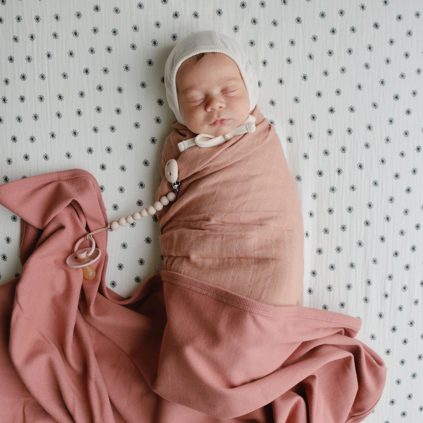 Ribbed Baby Blanket Made From Soft Organic Cotton Mushie
