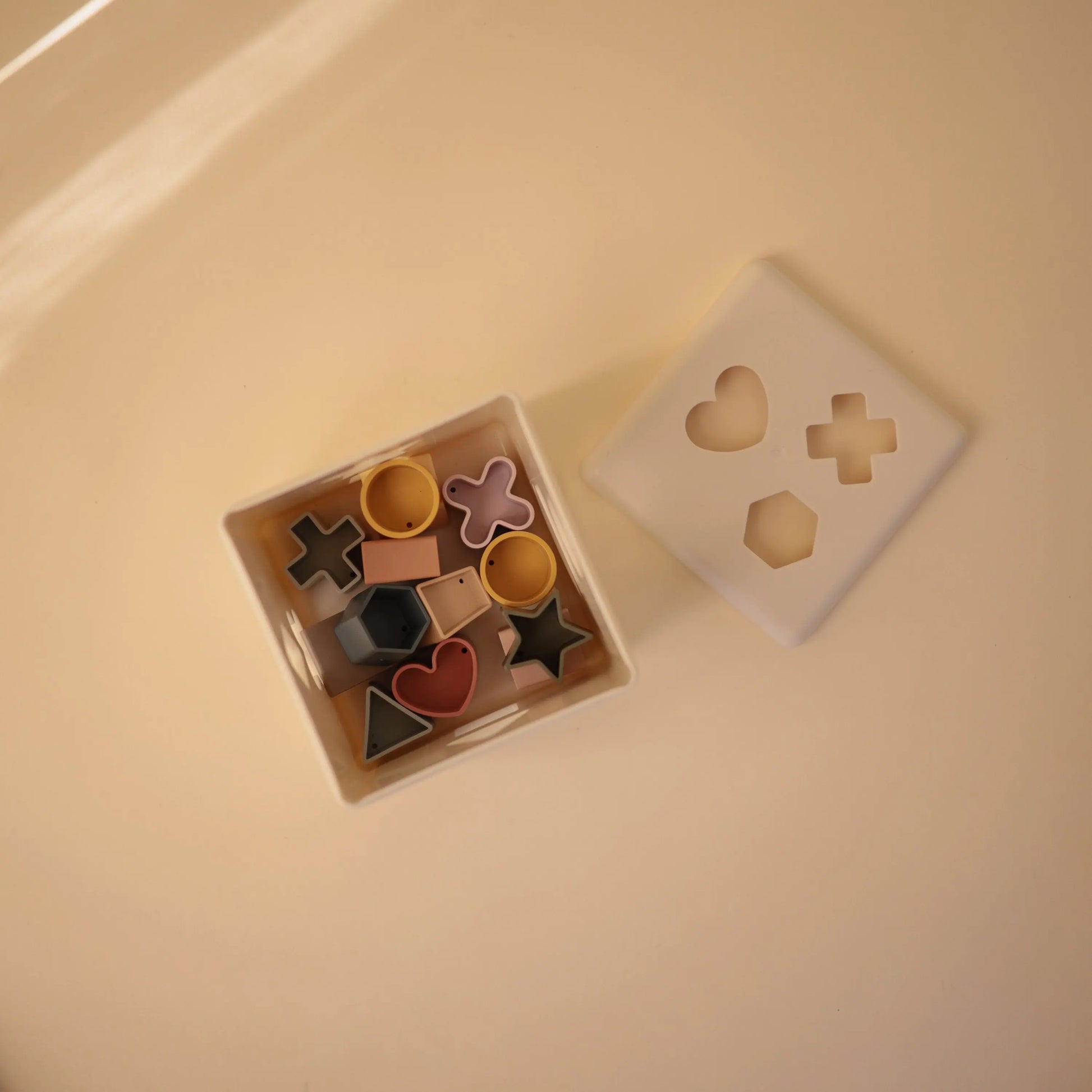 Shape Sorting Box for Kids Made in Denmark with 12 Soft Color Shapes for Fine Motor Skill Development Mushie