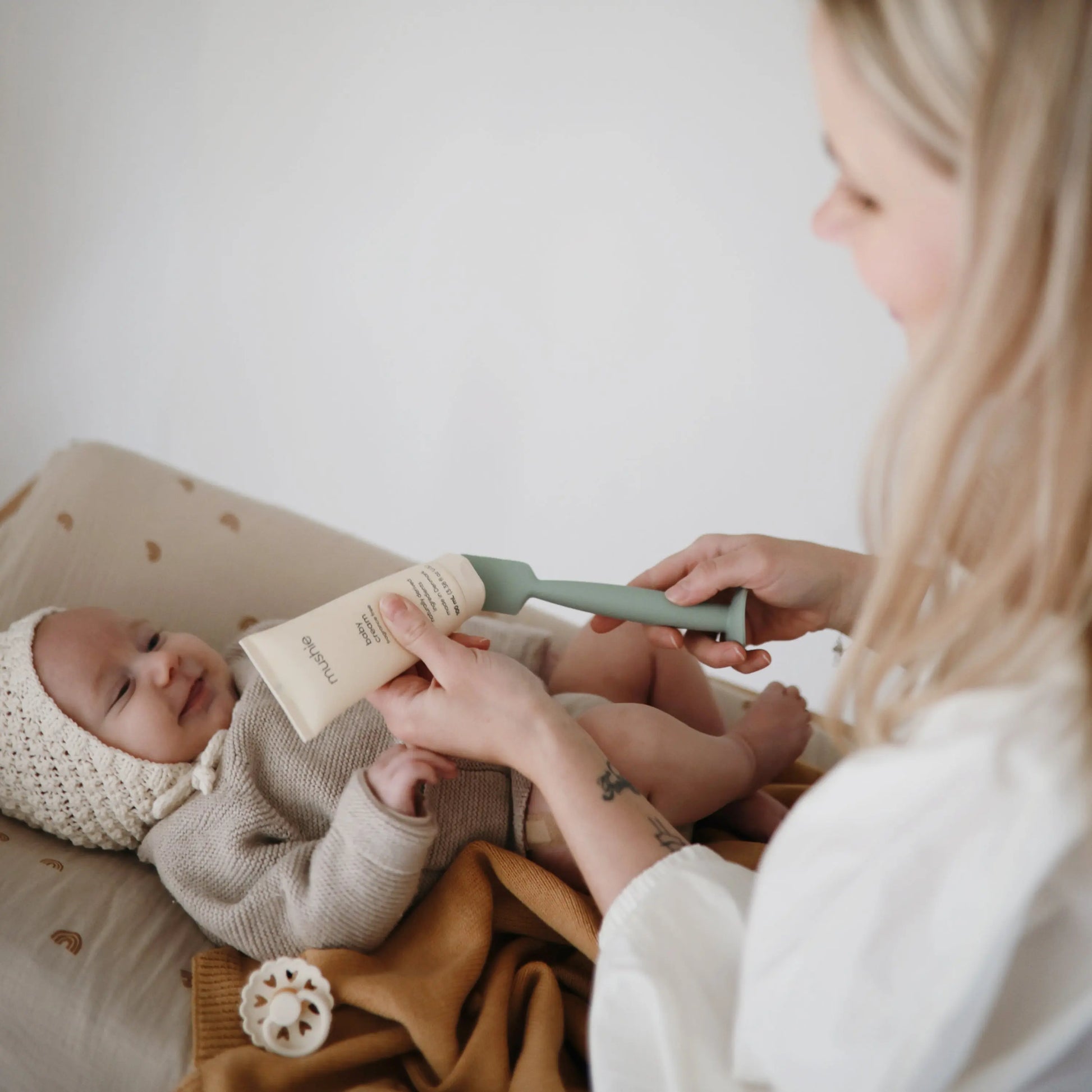 Diaper Cream Applicator Soft Silicone for Easy Mess-Free Application Mushie Everetts Place: Online Boutique