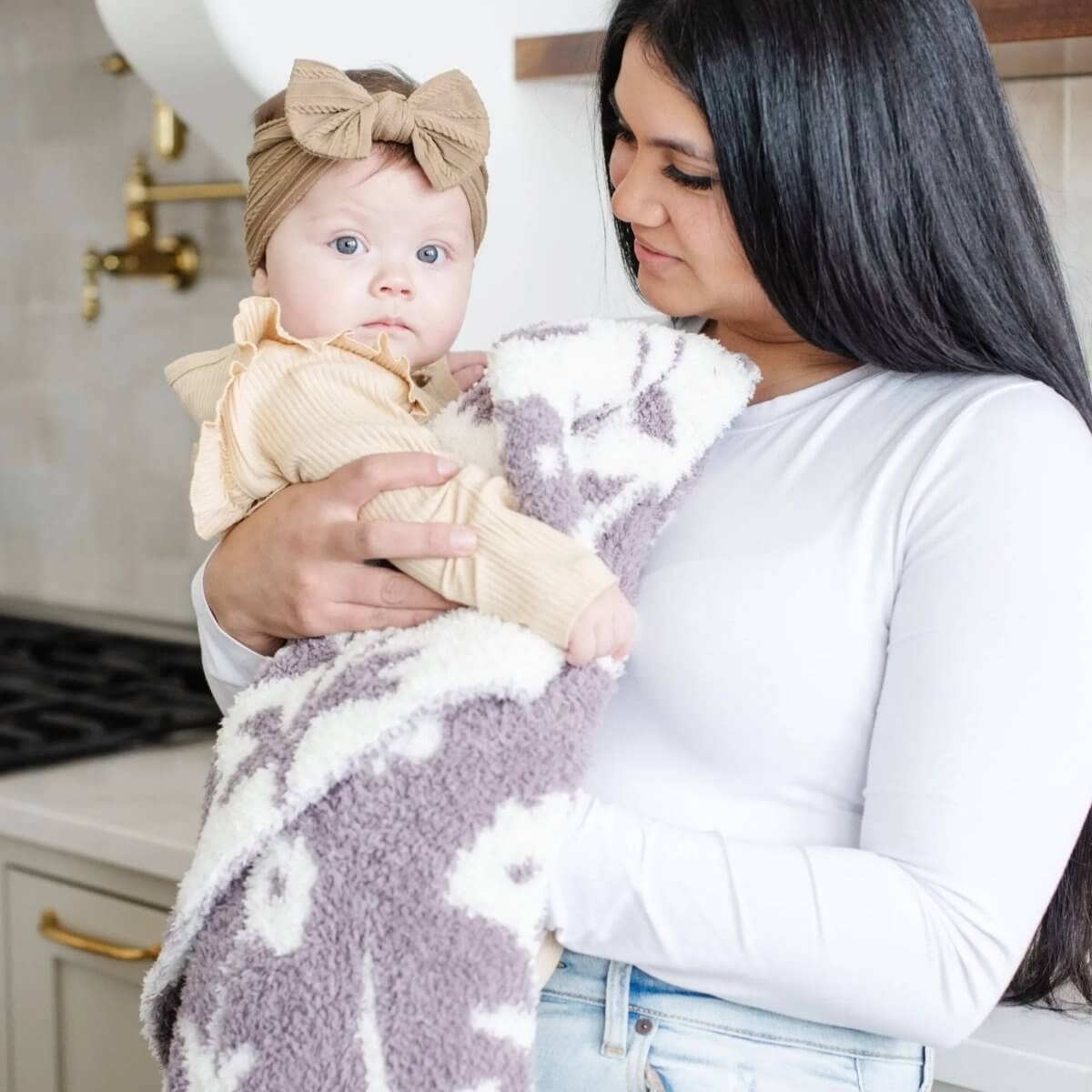 Double Layer Bamboni Mini Blankets Made From Bamboo Rayon Saranoni Everetts Place Boutique