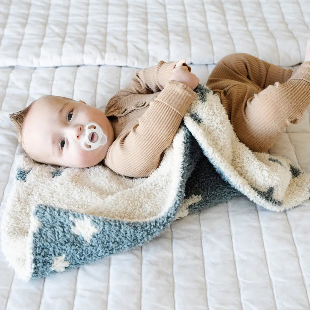 Double Layer Bamboni Mini Blankets Made From Bamboo Rayon Saranoni Everetts Place Boutique