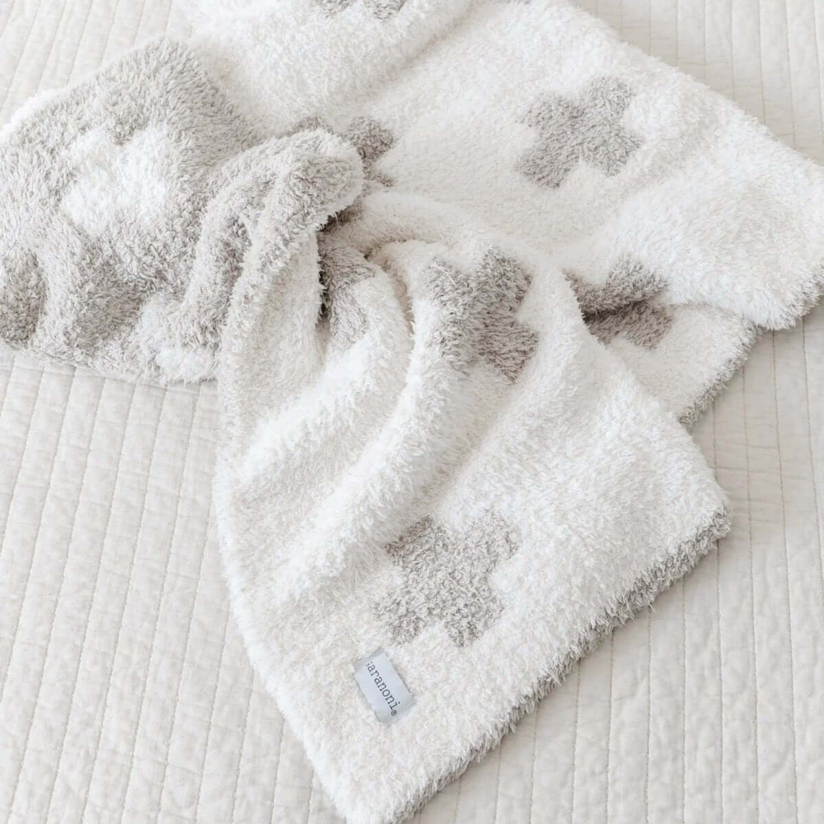 Double Layer Bamboni Mini Blankets Made From Bamboo Rayon - Everetts Place Boutique - 