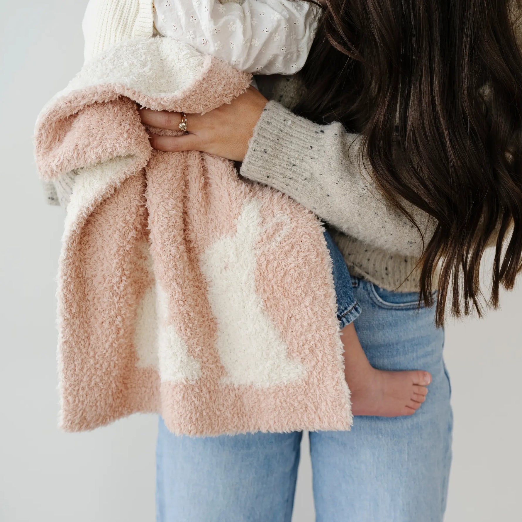 Double Layer Bamboni Mini Blankets Made From Bamboo Rayon Saranoni Everetts Place Boutique