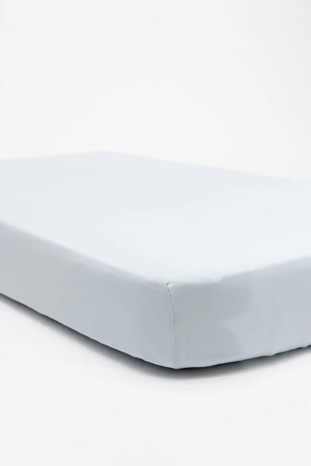 Dove - CloudBlend™ Crib Sheet WildBird 