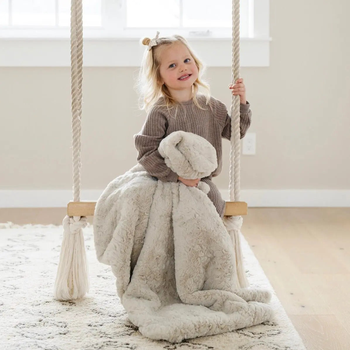 Dream Receiving Blanket by Saranoni Soft Plush Baby Blanket Saranoni Everetts Place Boutique