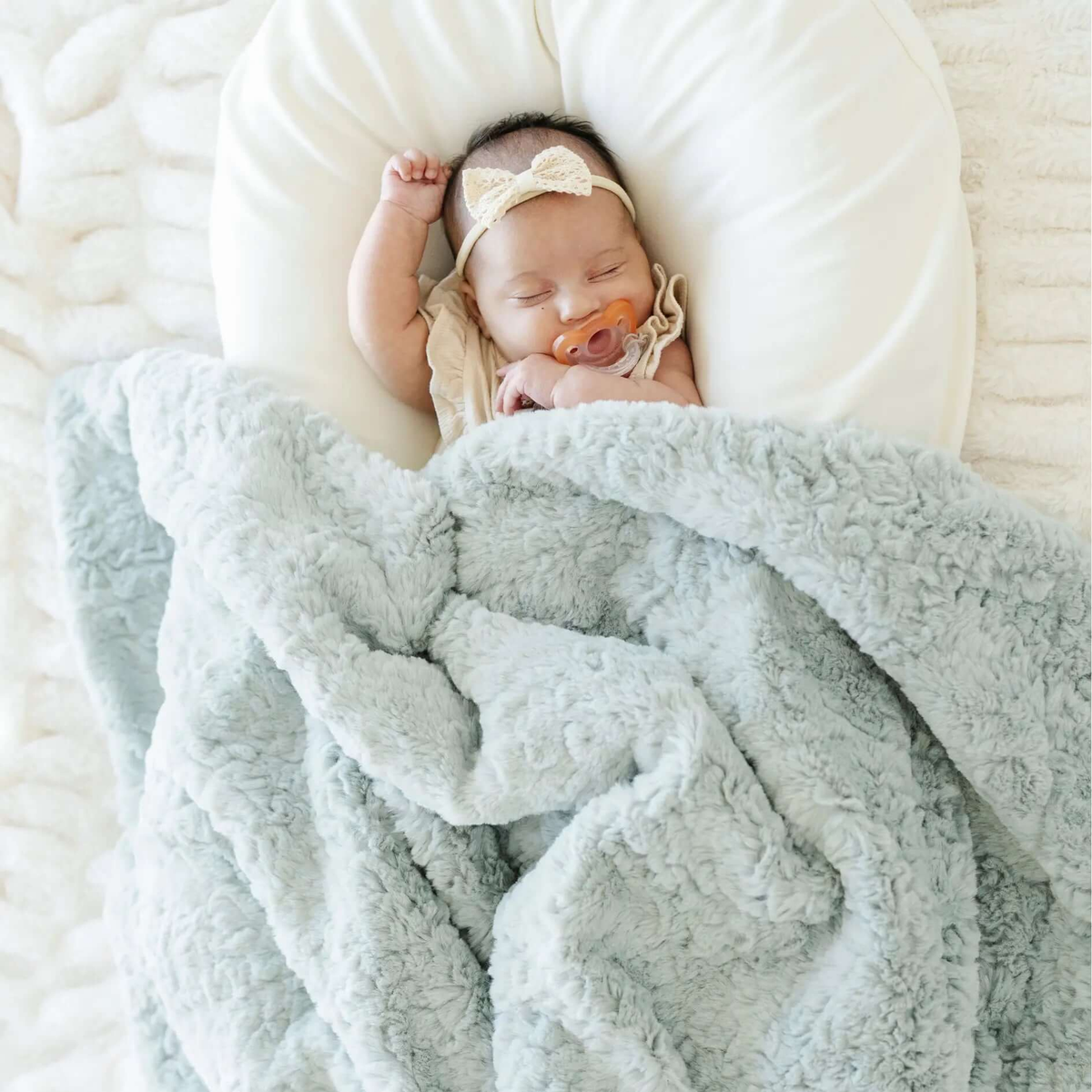 Saranoni Dream Receiving Blanket by Saranoni Soft Plush Baby Blanket - Everetts Place Boutique - 