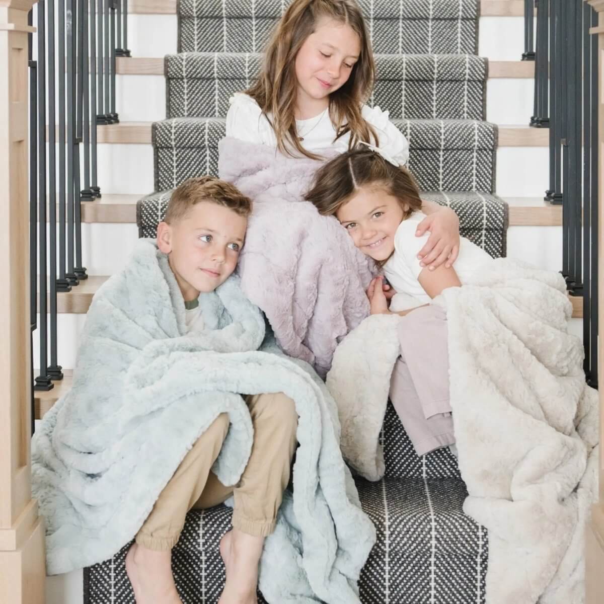 Saranoni Dream Toddler Blankets Luxuriously Soft Microfiber Saranoni - Everetts Place Boutique - 