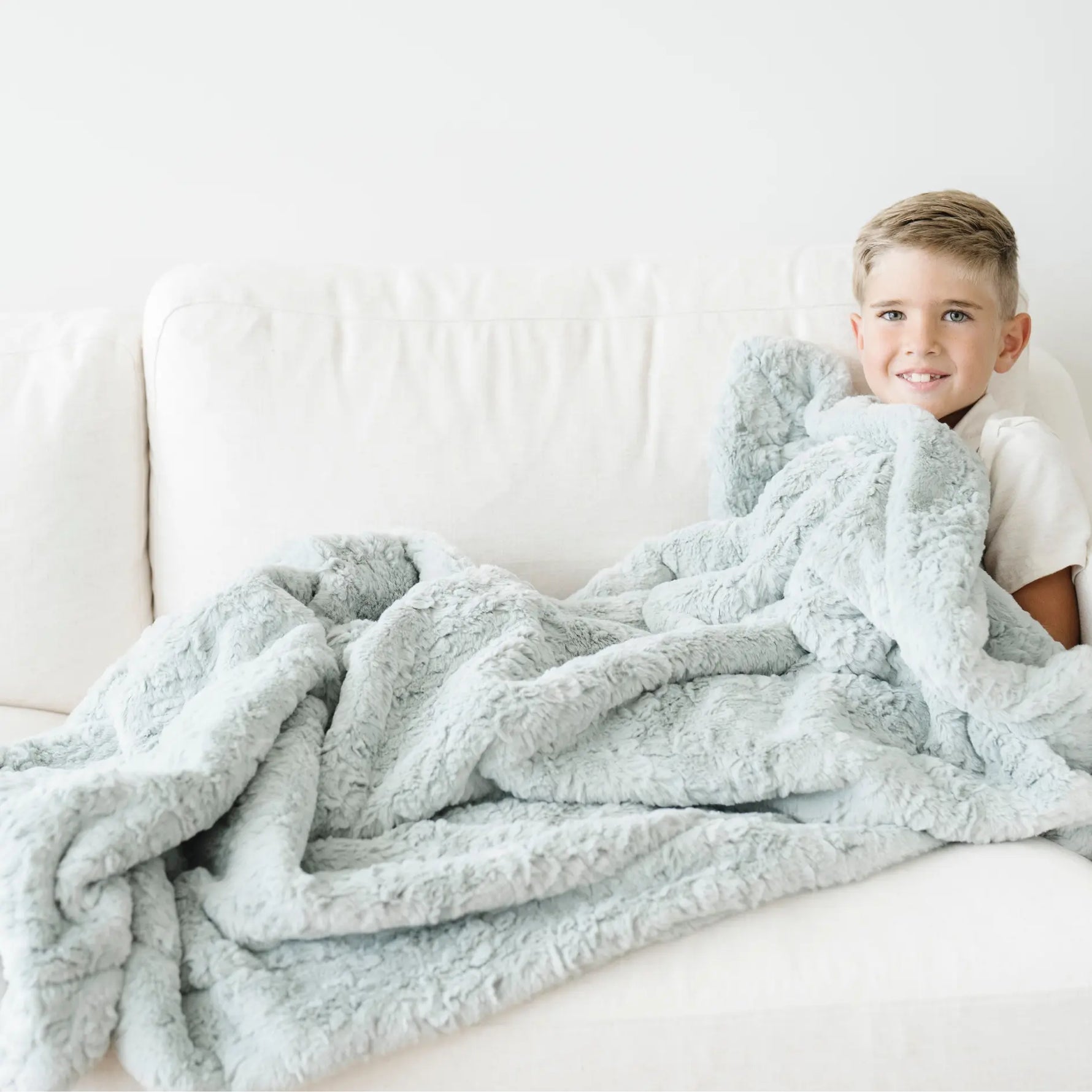 Dream Toddler Blankets Luxuriously Soft Microfiber Saranoni Saranoni Everetts Place Boutique