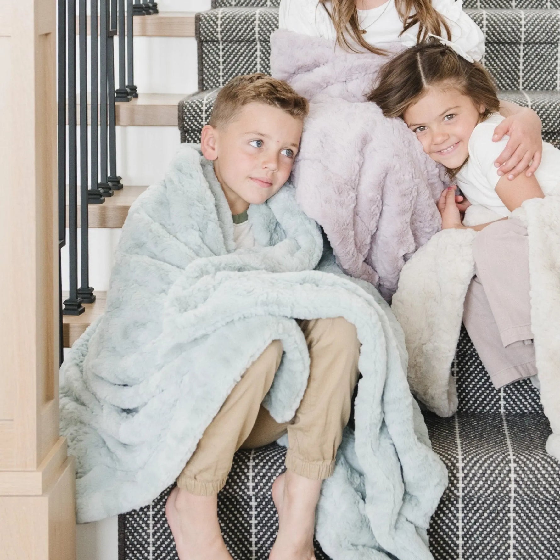Dream Toddler Blankets Luxuriously Soft Microfiber Saranoni Saranoni Everetts Place Boutique