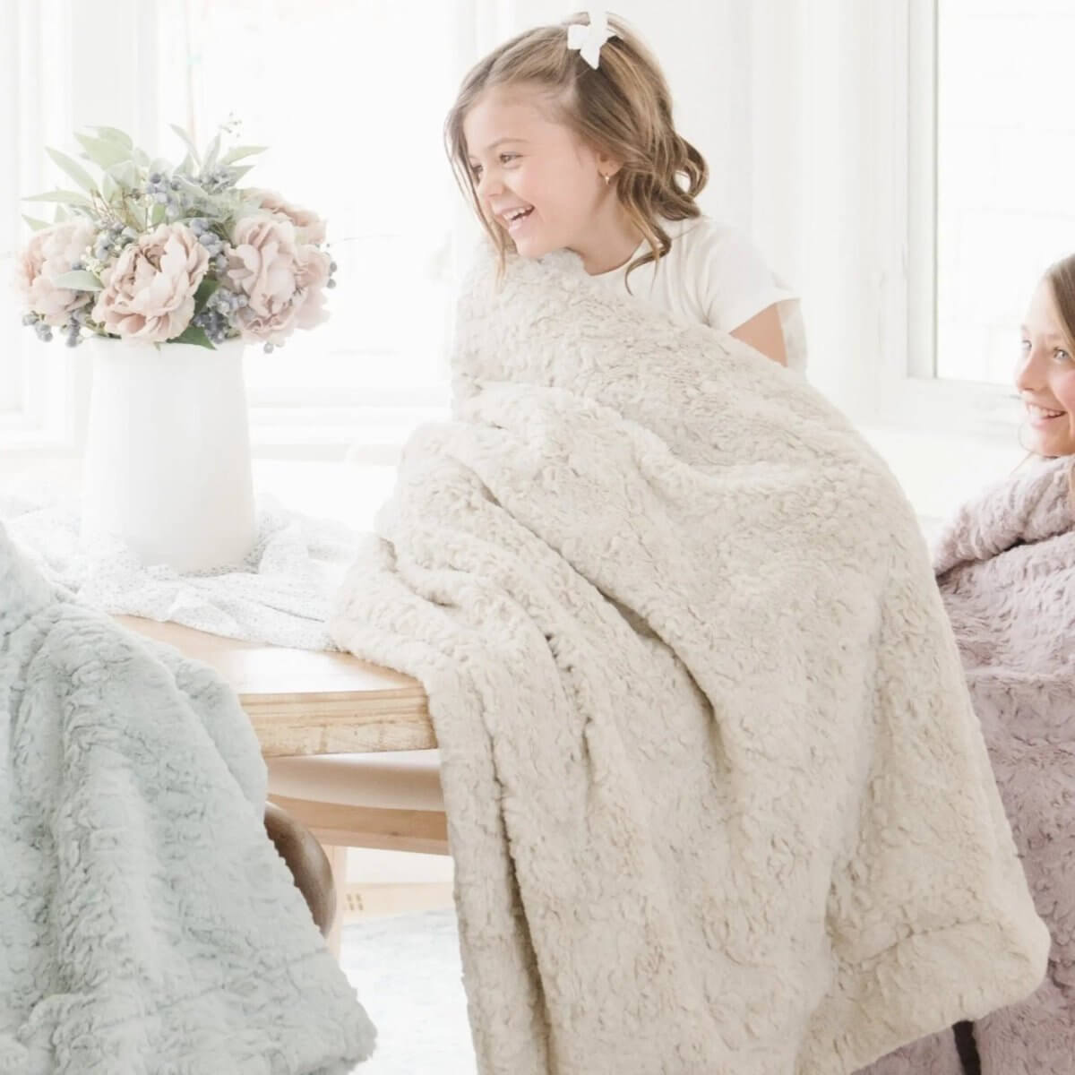 Saranoni Dream Toddler Blankets Luxuriously Soft Microfiber Saranoni - Everetts Place Boutique - 