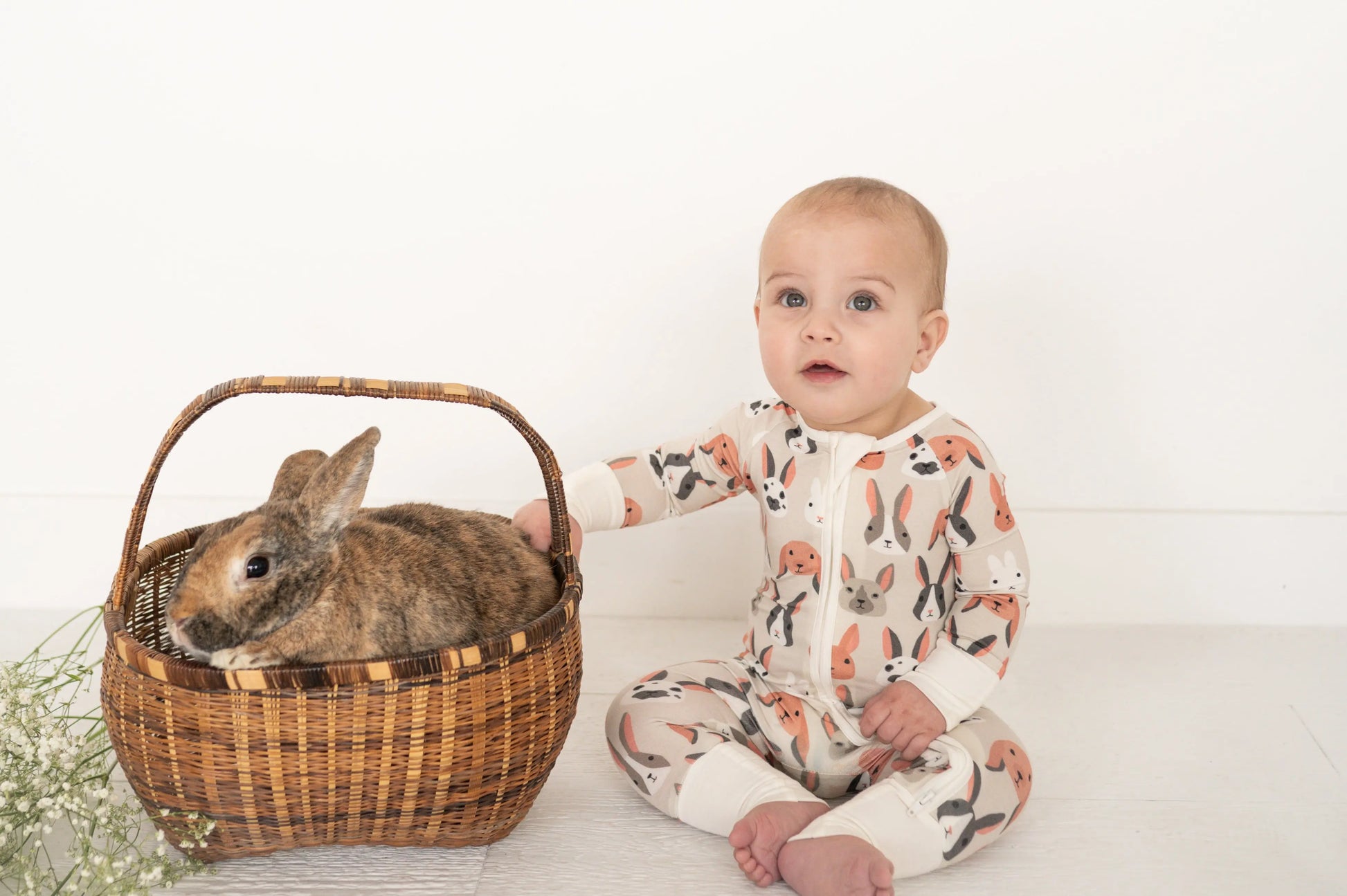 Dreamlet Bunny Crew Convertible Zip Footies Bamboo Dreamlet Everetts Place: Online Boutique