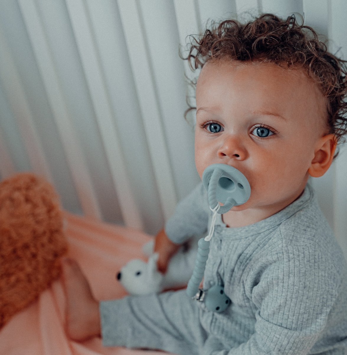 Comfy Cubs Earth Green Silicone Pacifier Clips 2 Pack For On The Go - Everetts Place Boutique - 