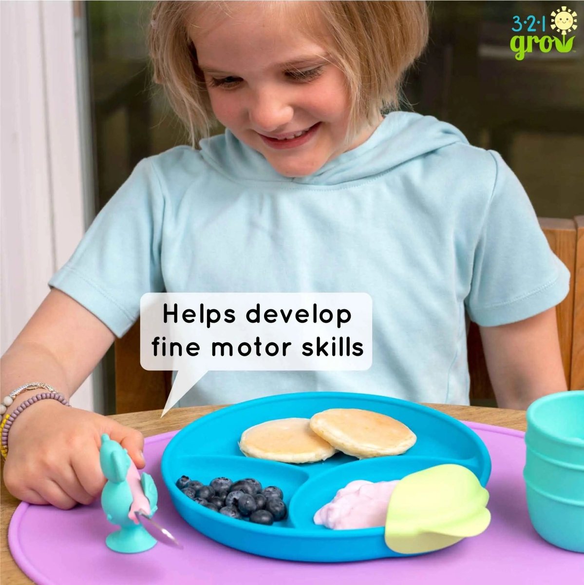 321 Grow Easy Learn Foodie Friends Animal Utensil Holders Mealtime - Everetts Place Boutique - 