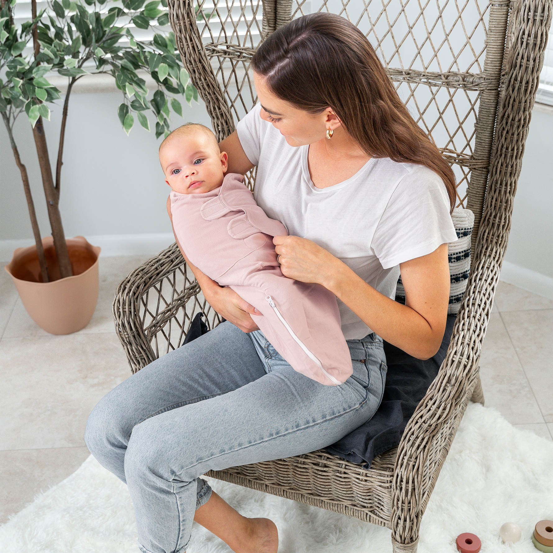 Easy Swaddle Blanket With Zipper Light Blush Mauve Baby Comfy Cubs Everetts Place: Online Boutique