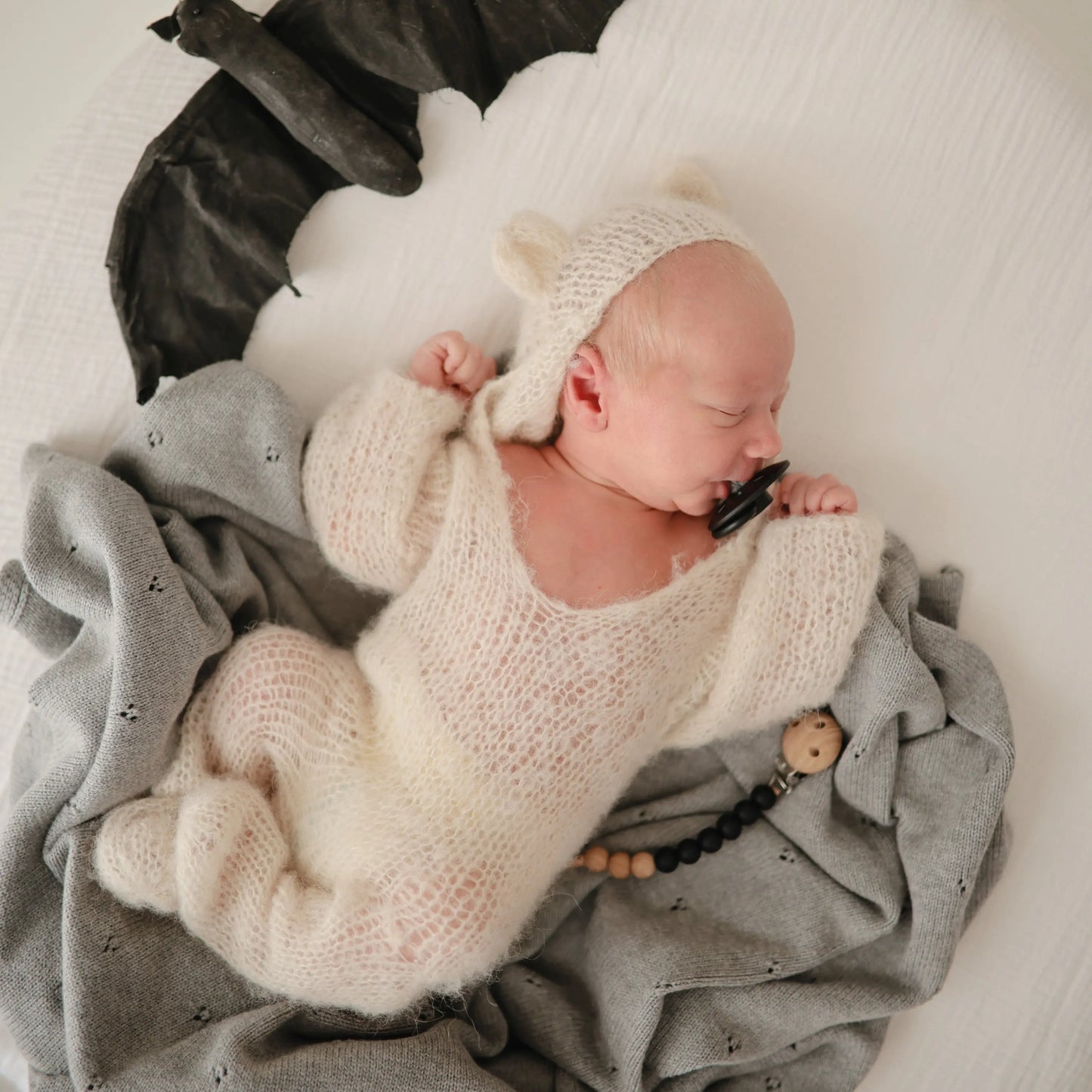 Extra Soft Muslin Crib Sheet for Baby 100% Cotton Breathable and Cozy Mushie