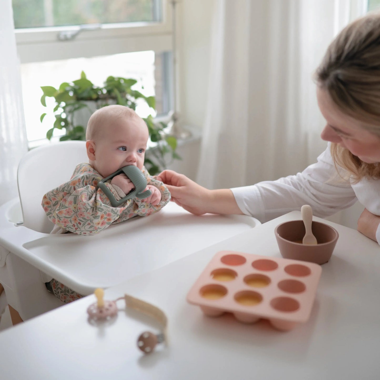 No Drop Cactus Teether Dried Thyme 100 Percent Food Grade Silicone Mushie