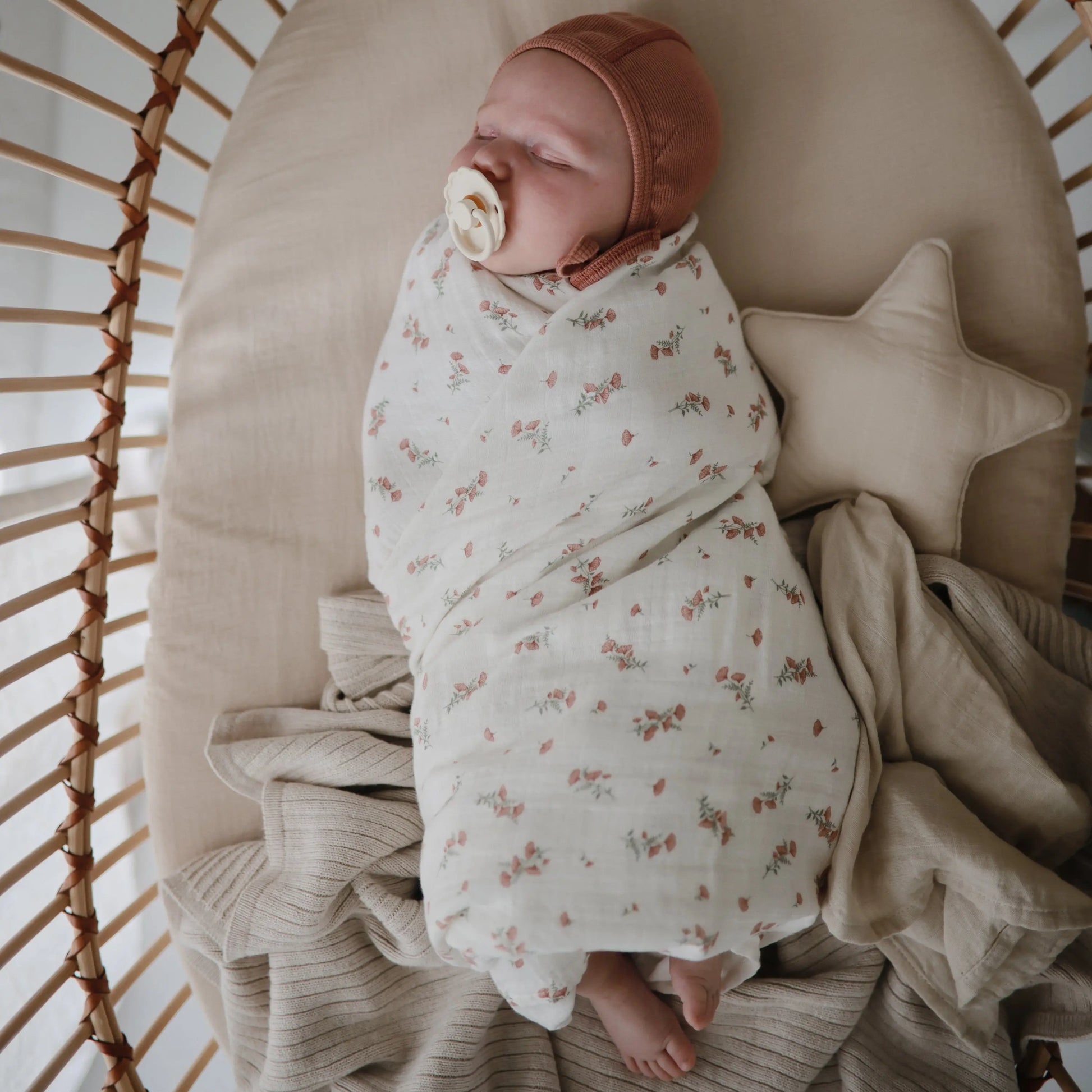 Organic Cotton Muslin Swaddle Blanket for Baby Cuddling and Nursing Mushie