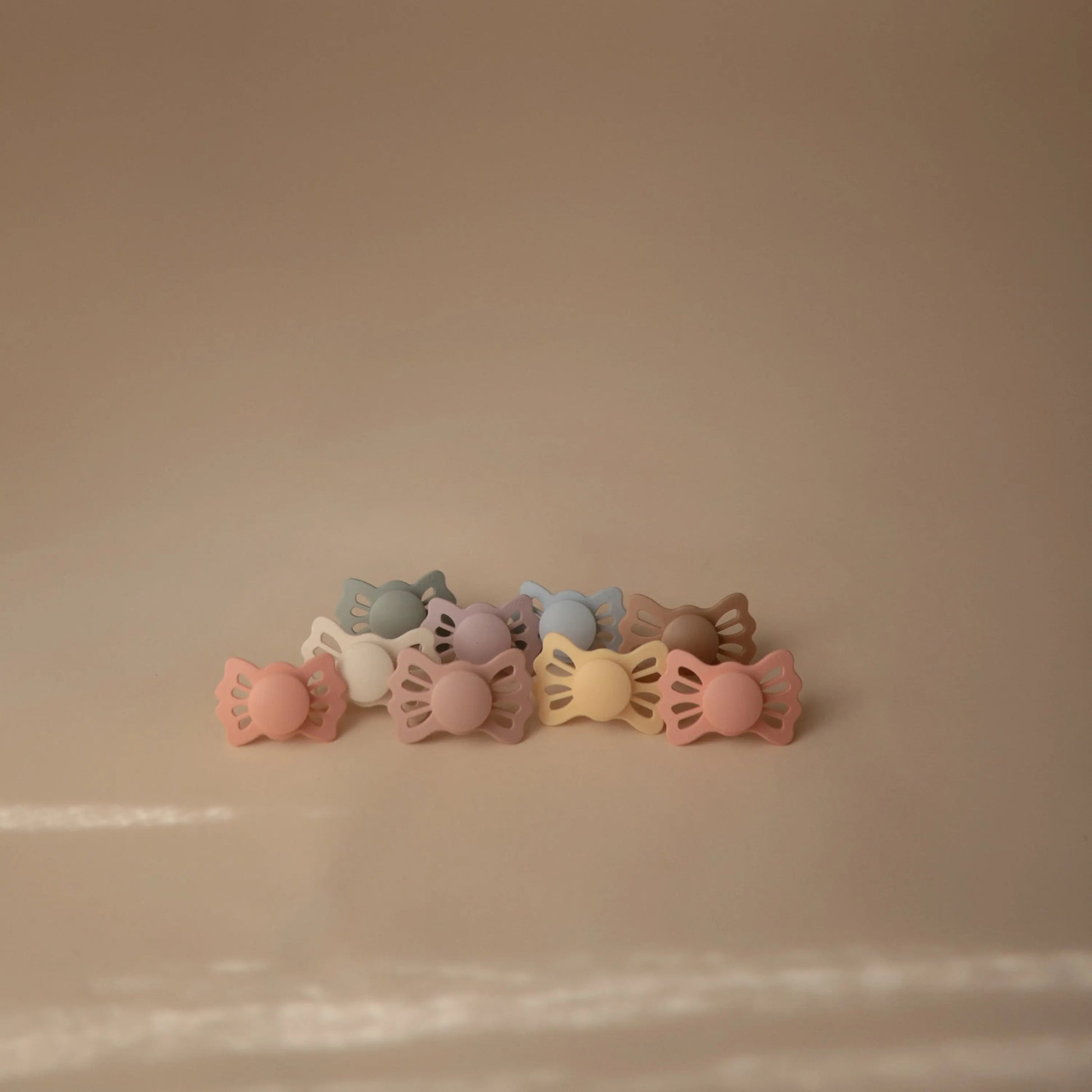 Frigg Lucky Symmetrical Silicone Pacifier 2 Pack for 6 to 18 Months Mushie Everetts Place: Online Boutique