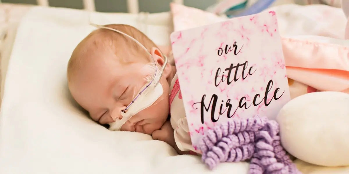 Three Little Tots Girl Plastic NICU Milestone Cards w/ Marker - 