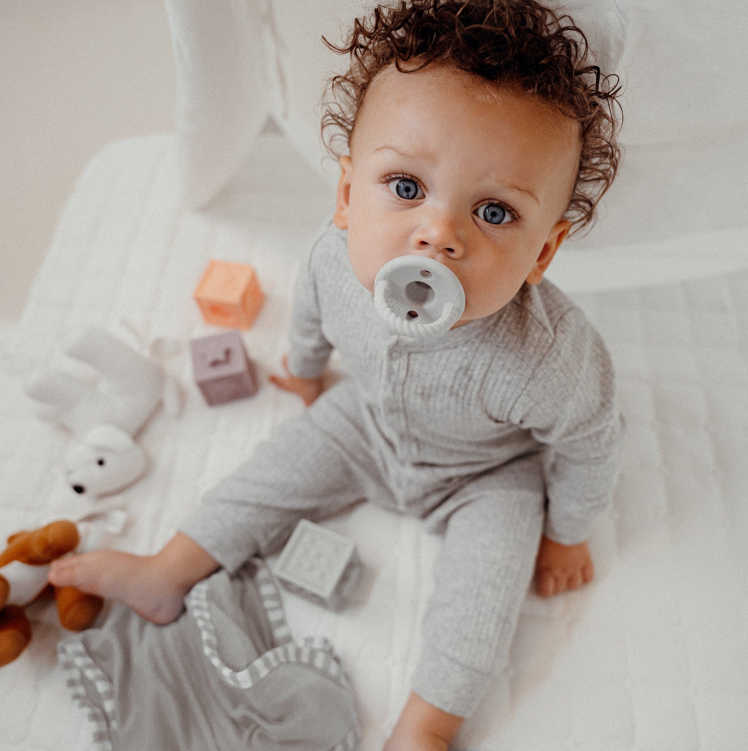 Grey Silicone Pacifiers 4 Pack BPA Free For 0 18 Months Comfy Cubs Everetts Place: Online Boutique