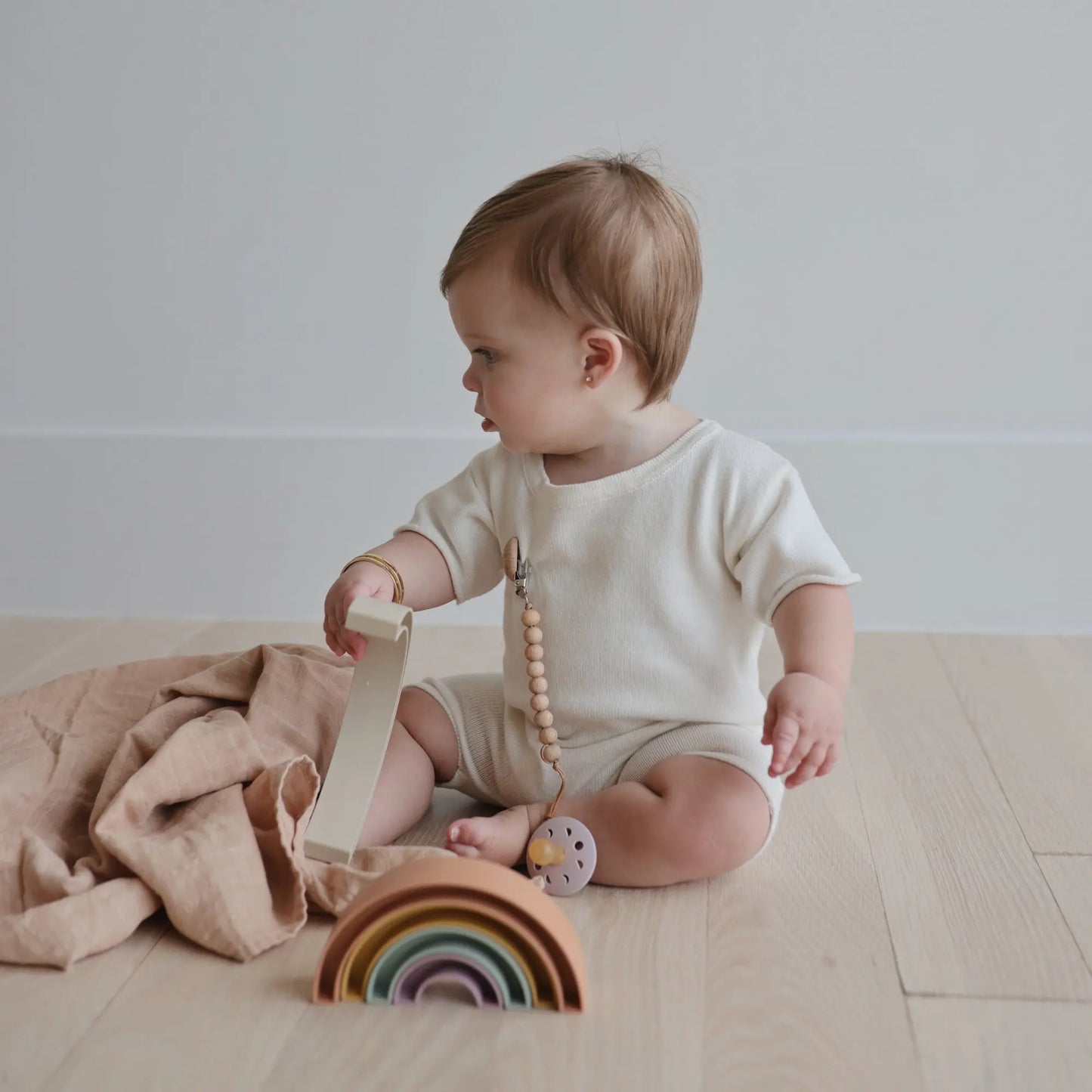 Frigg Moon Natural Rubber Pacifier 2 Pack Mushie