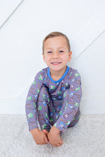 Long-sleeve two-piece baby pajama set in the Acoustic Dream print, shirt and matching pants.