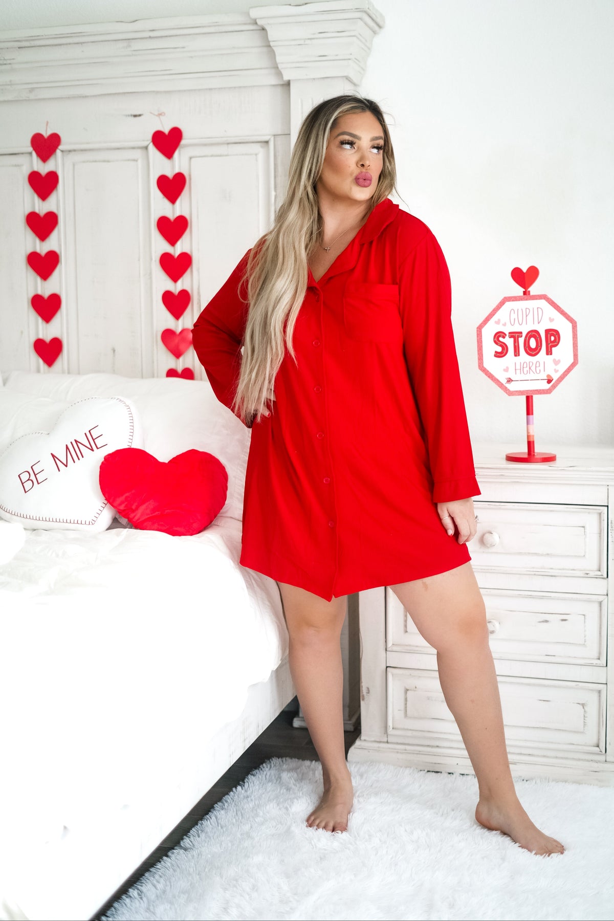 DREAM BIG LITTLE CO red ribbed women's Dream Gown.