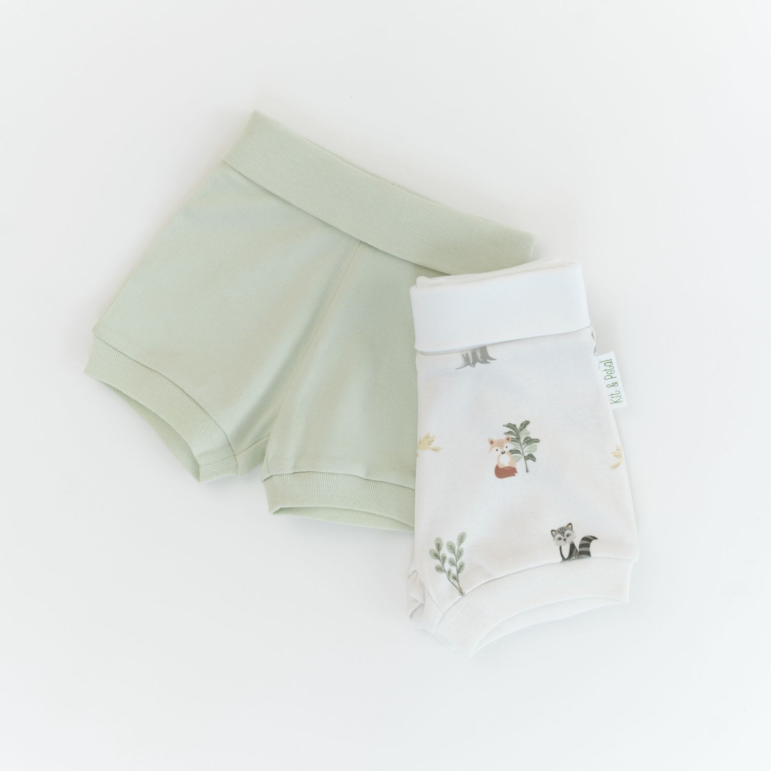 Fold-Over Shorts in Leafy Green